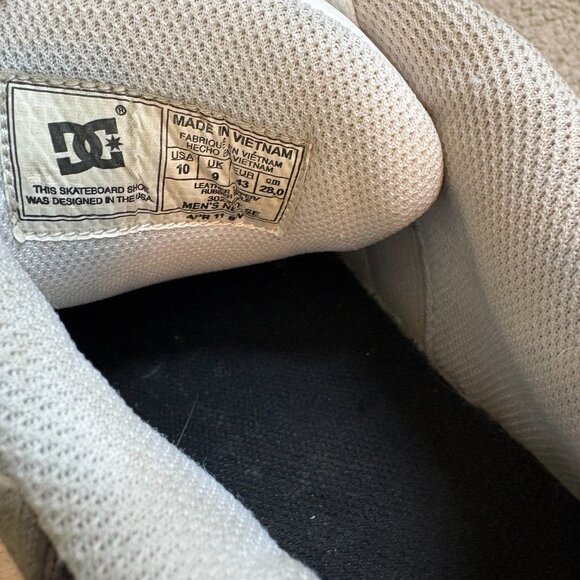 DC Skate Shoes Men's Size 10 White with Black Plaid 302297 - Picture 10 of 10